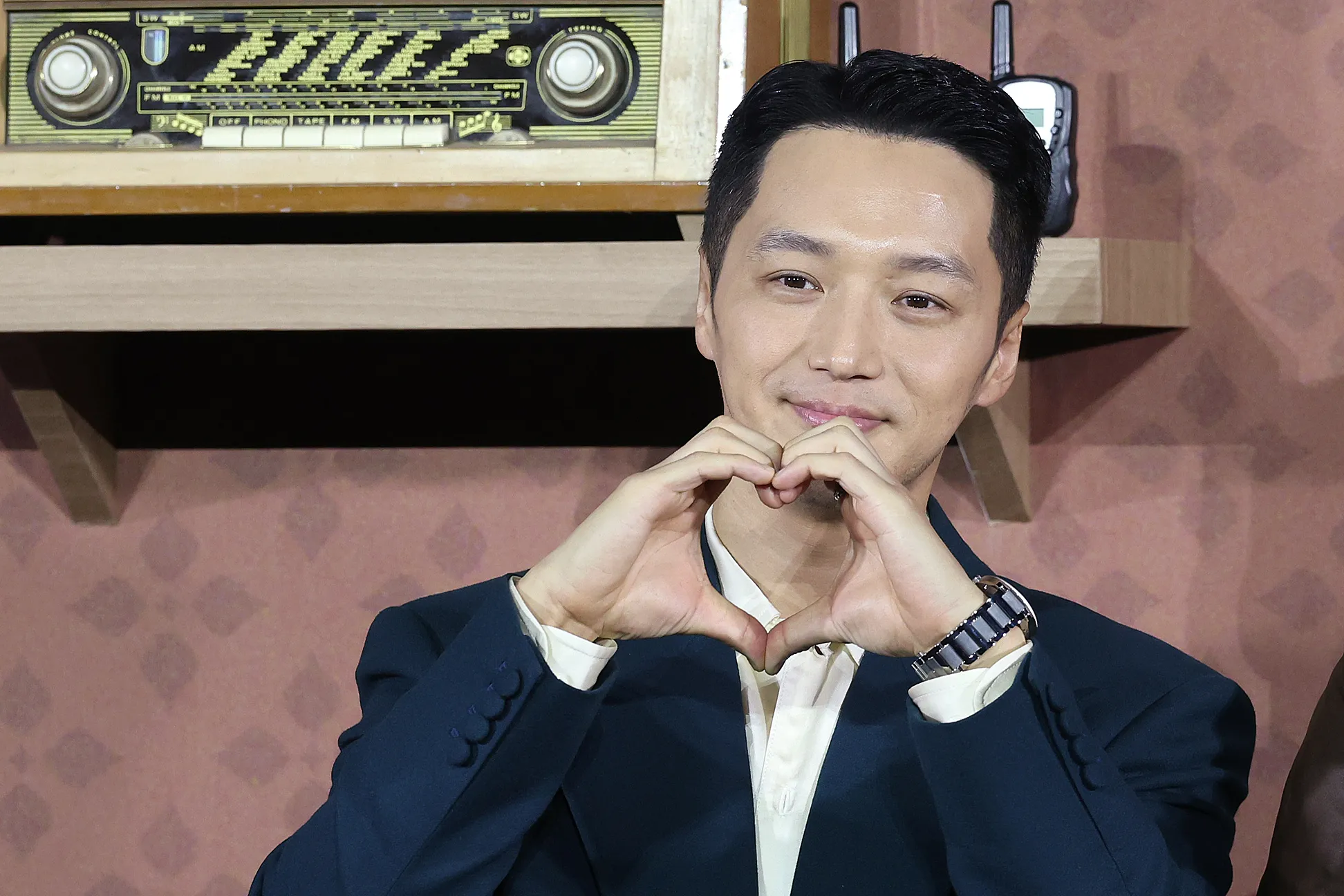 Byun Yo-han, Tiffany Young, kết hôn, Pavane, họp báo sản xuất