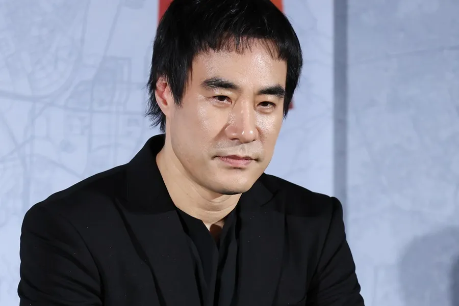 Bae Sung-woo Issues Public Apology Over DUI — “Please Don’t Let The Cast’s Hard Work Be Overshadowed”