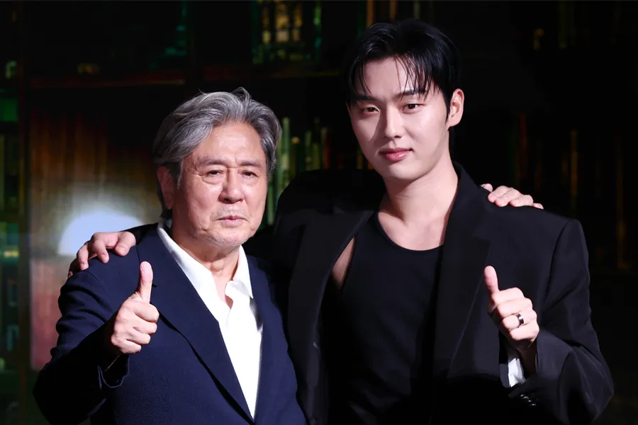 최민식, '맨 끝줄 소년' 최현욱 홀릭…"눈빛에 빠져들어"