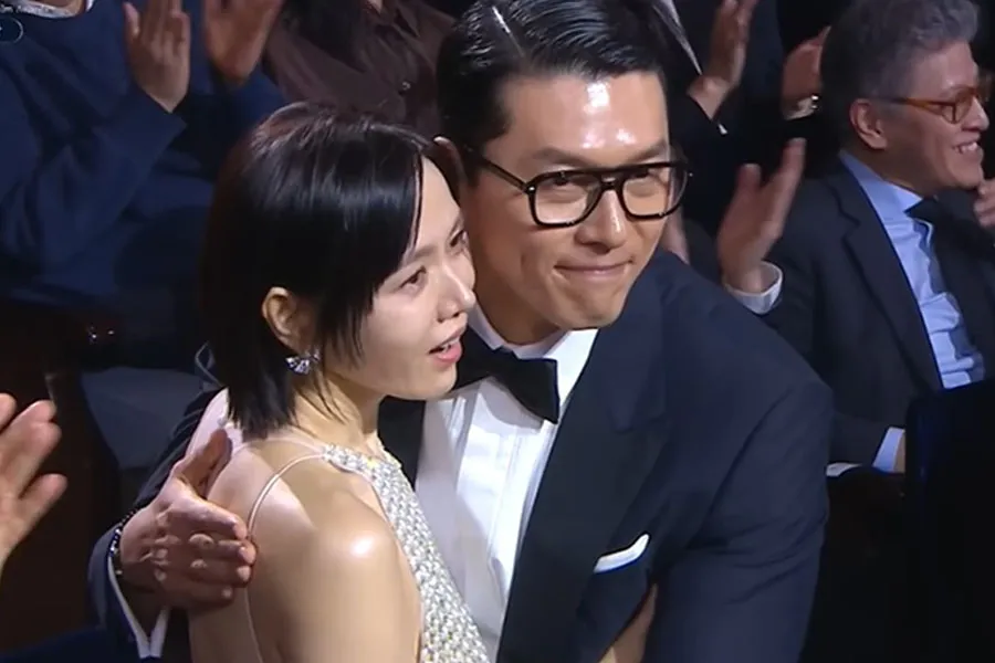 ‘The Inescapable’ Wins Six Awards — Hyun Bin♥Son Ye‑jin, First ‘Couple’ to Win at the Blue Dragon Film Awards
