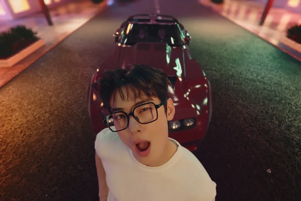 Cha Eun-woo, videoclip, Sweet Papaya, ASTRO, SATURDAY PREACHER, ELSE