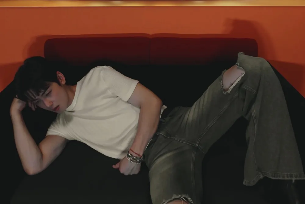 Cha Eun-woo, videoclip, Sweet Papaya, ASTRO, SATURDAY PREACHER, ELSE