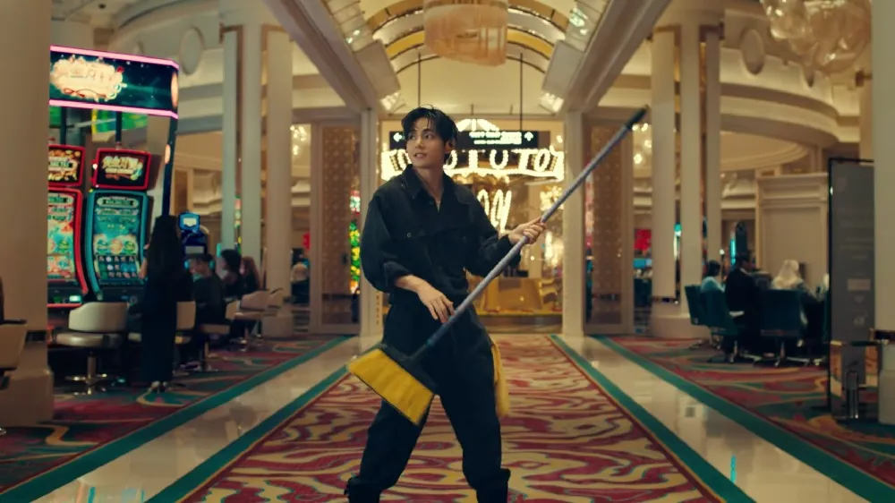 V, BTS, Campaign, Advertisement, Ambassador, BTS, Paradise City, Paradise Art Night