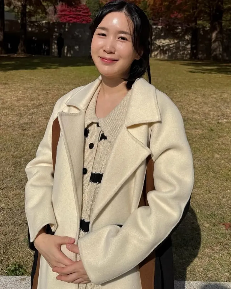 Choa, Formerly of Crayon Pop, Drops Twins Ultrasound and Asks, “Who Do They Take After?”