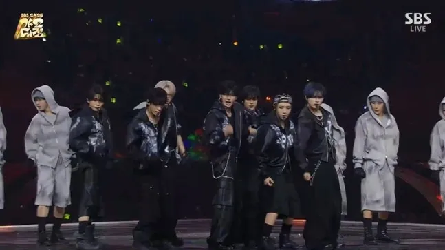 SBS歌謡大典, アイドル, K-POP, チョン・ユンホ, パフォーマンス, エスパ, トレジャー, エンハイフン, ITZY, TOMORROW X TOGETHER, エイティーズ, ストレイキッズ, NCT DREAM, BOYNEXTDOOR, ZEROBASEONE, RIIZE, ALLDAY PROJECT