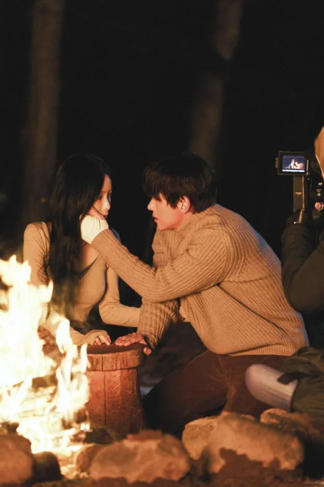 Heize, Ji Chang Wook, videoclip, Hwasa, Park Jung Min, Even if