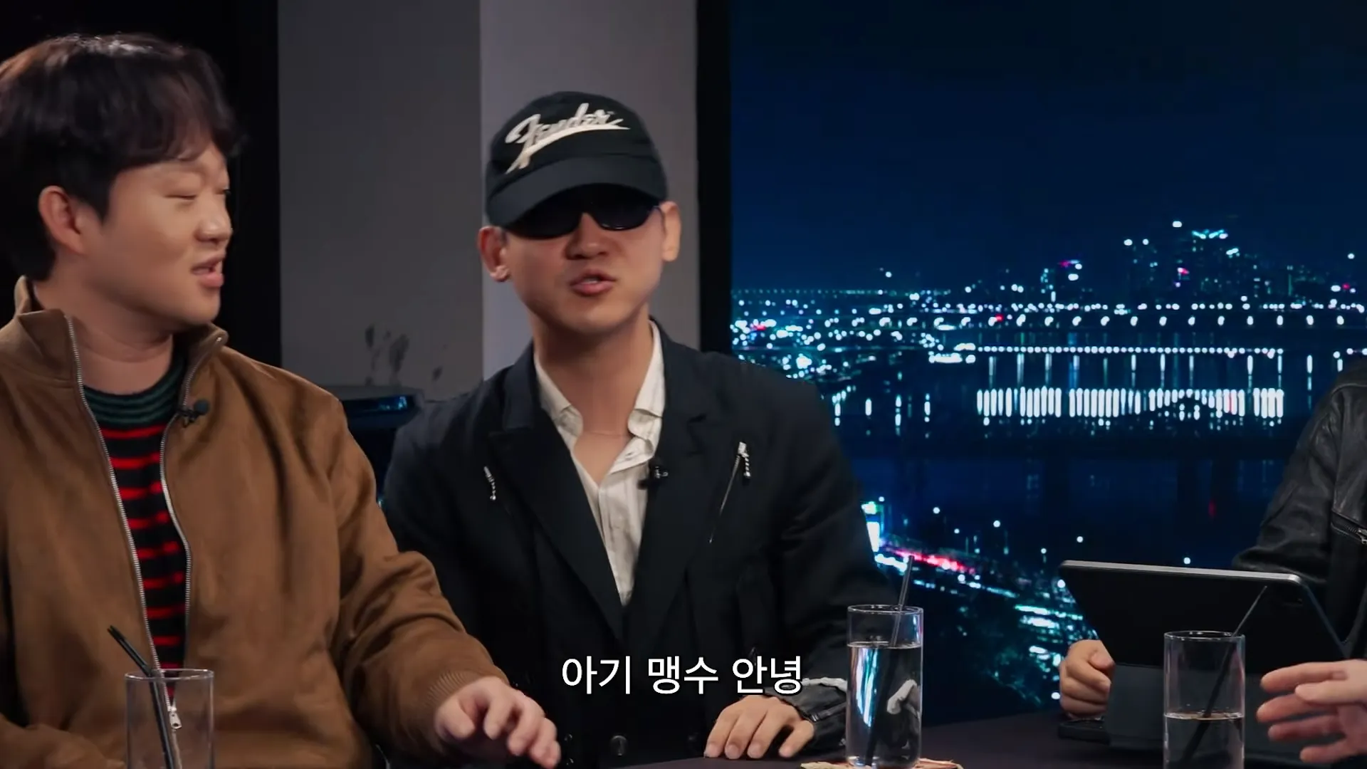 ピシク大学, キム・ミンス, 白黒スプーン ～料理階級戦争～ シーズン2, ベイビー猛獣, デート, 関心, 電話番号