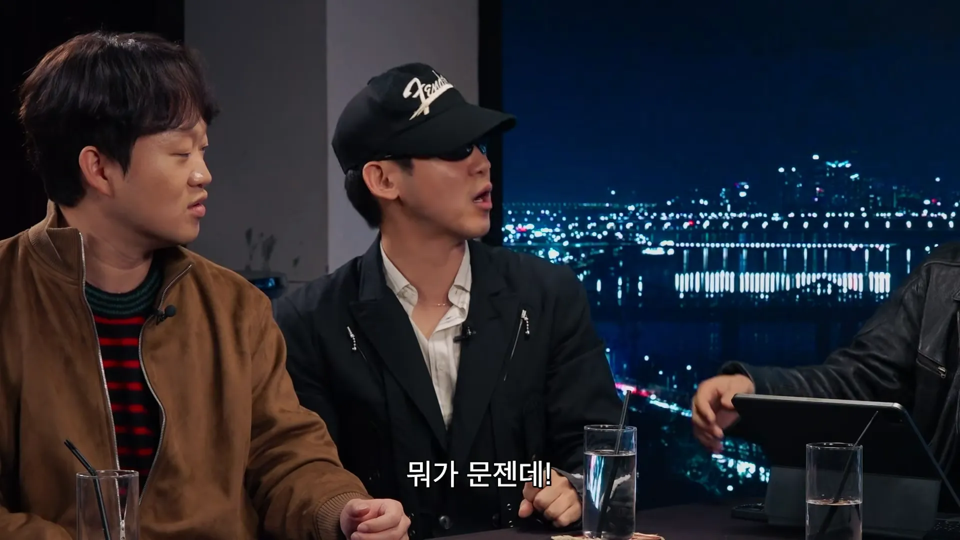 ピシク大学, キム・ミンス, 白黒スプーン ～料理階級戦争～ シーズン2, ベイビー猛獣, デート, 関心, 電話番号