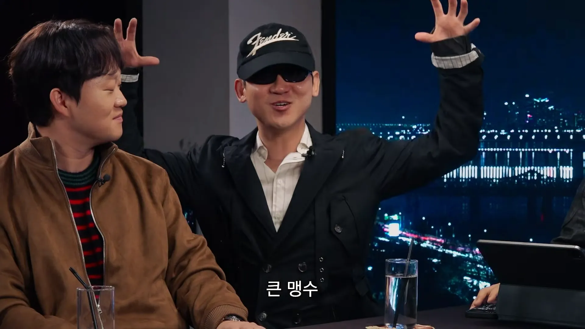 ピシク大学, キム・ミンス, 白黒スプーン ～料理階級戦争～ シーズン2, ベイビー猛獣, デート, 関心, 電話番号