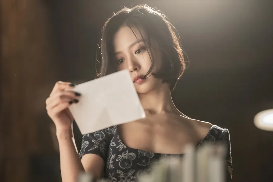 ¿Regresa Go Min-si con 'Moral Family' tras las acusaciones de acoso escolar? Las redes reaccionan: "Impresionante"