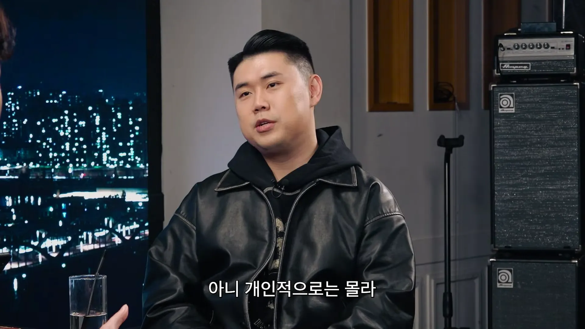 ピシク大学, キム・ミンス, 白黒スプーン ～料理階級戦争～ シーズン2, ベイビー猛獣, デート, 関心, 電話番号