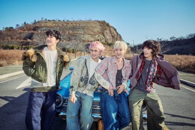 엑소, 원어스, 킥플립, 에이엠피, 티엔엑스, 모모랜드, 신곡핫클립, 그룹, 밴드