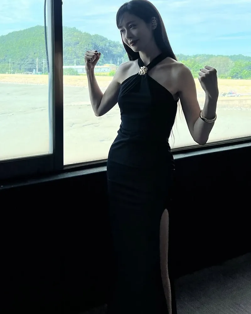 From Husband Controversy To Variety Comeback — Sung Yu-ri Drops Behind-The-Scenes On 'A Hard Day'