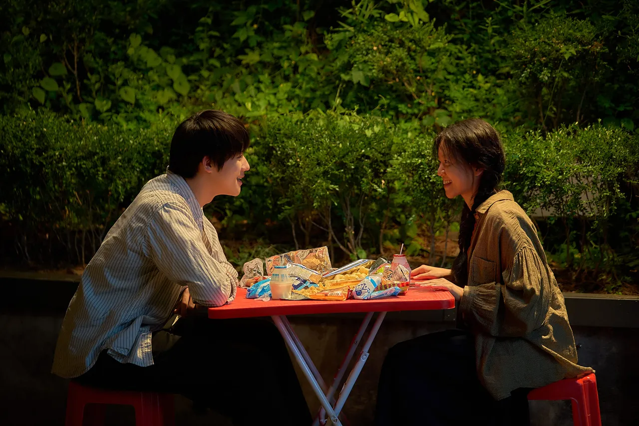 파반느, 청춘, 멜로, 고아성, 넷플릭스