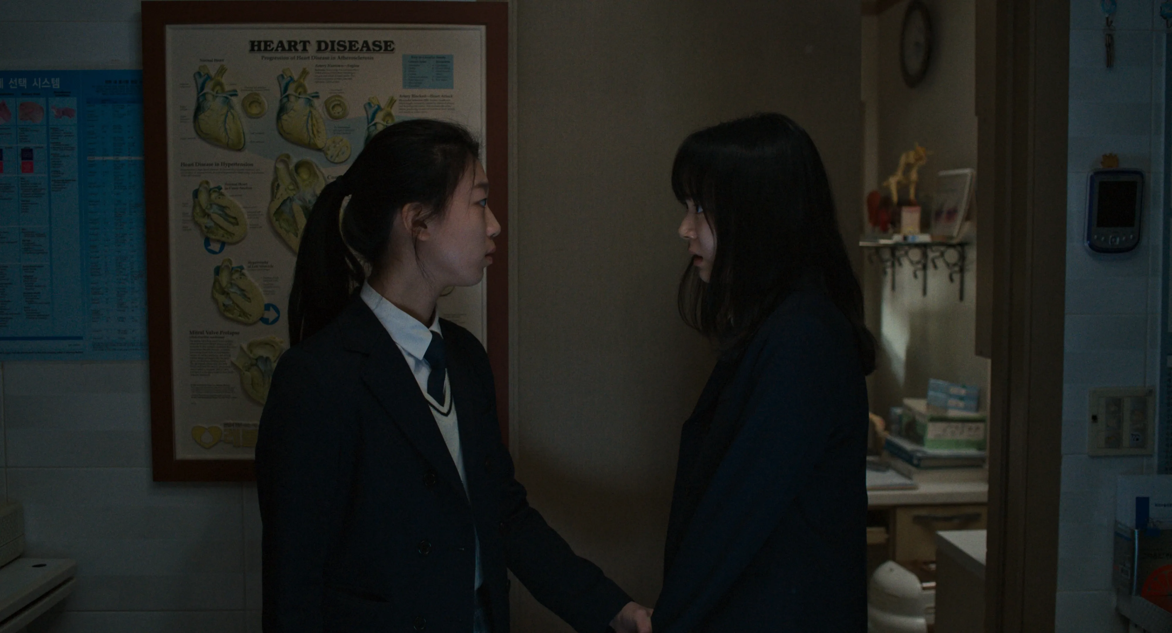 KPOP, 퍼스트뮤직스테이션, 디어워즈, 한터뮤직어워즈, 호시노 겐, 이창섭, 지드래곤, 세이마이네임, 세븐틴, CxM, 유나이트, 킥플립, TXT, 강승윤, 위너, 베를린국제영화제, 배두나, 지우러 가는 길, 내 이름은, 그녀가 돌아온 날