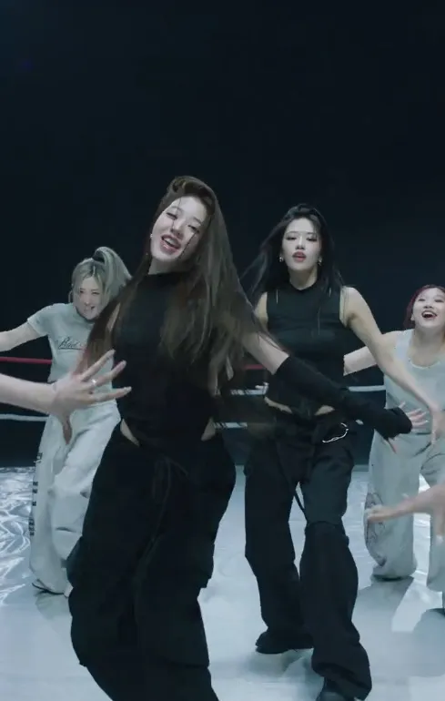 IVE, TikTok, nueva canción, BANG BANG, REVIVE+, Bang Bang, tema de adelanto