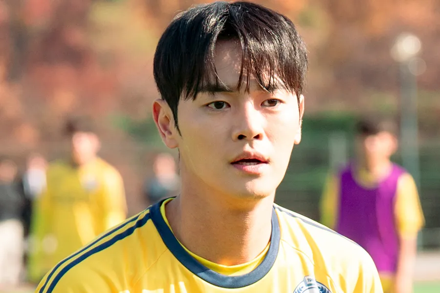 「携帯電話ハッキング被害」のチャン・ドンジュ、悪質コメントの「モムキャム疑惑」に怒り