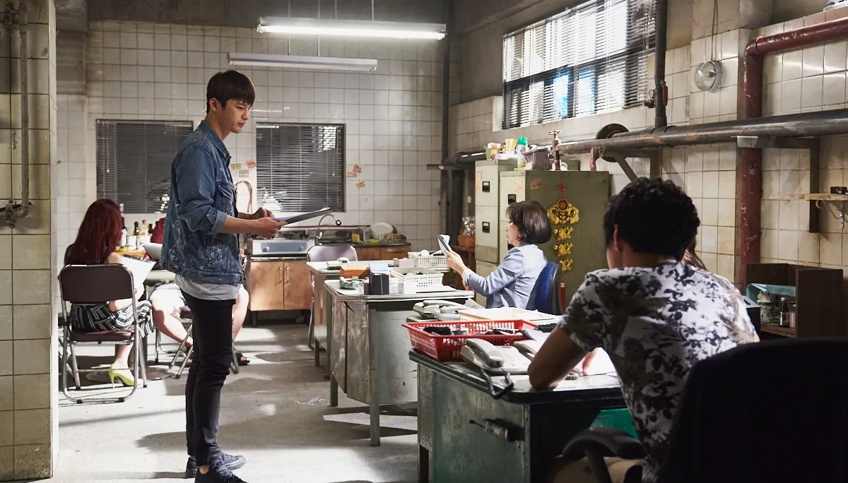 เลี่ยงภาษี, ชา อึนอู, คิม ซอนโฮ, Squad 38, Tracer, Agency