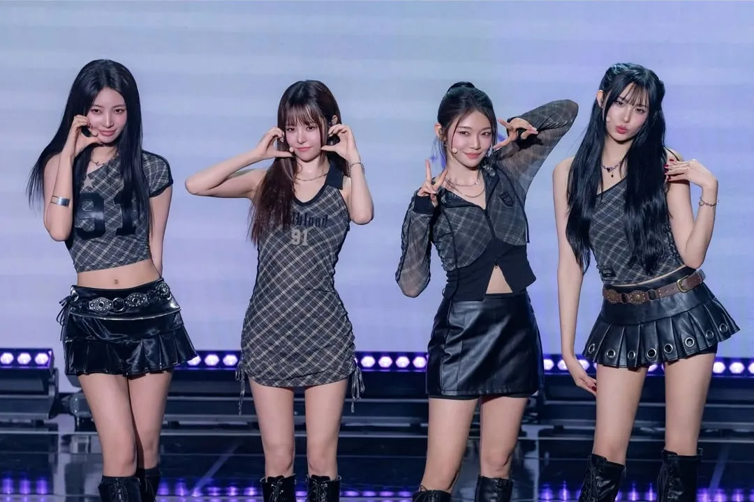 เอเวอร์โกลว์, เวิลด์ทัวร์, โซล, อเมริกาเหนือ, อเมริกาใต้, ยุโรป