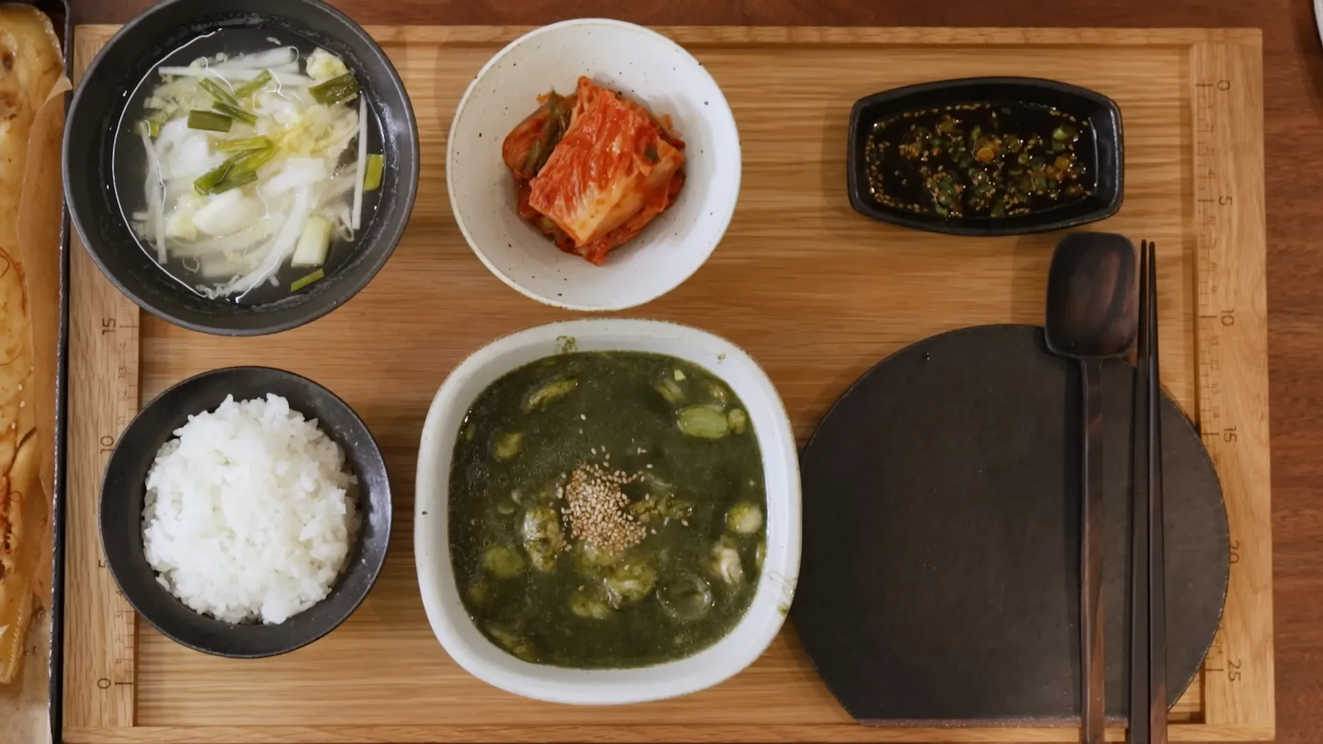 Lee Young-ja, Hyun Bin, Son Ye-jin, maesaengi, tteokguk, tteokguk de ostra