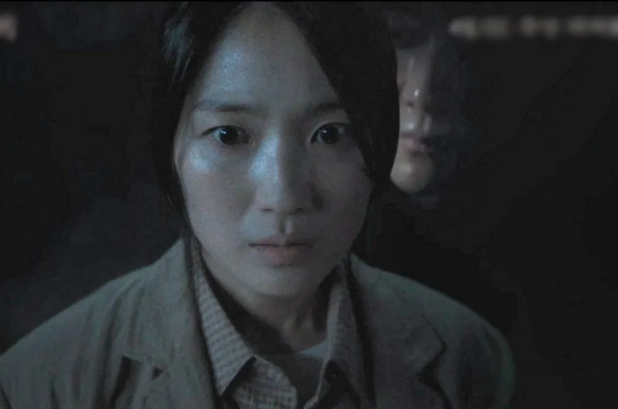 จาก “ควีนสายโรแมนติกคอมเมดี้” สู่ “ควีนสายสยองขวัญ” การเปลี่ยนโฉมครั้งใหญ่…หนังสยองแบบฉบับคิมฮเยยุน ‘ซัล목จี’ เข้าฉาย 8 เม.ย.