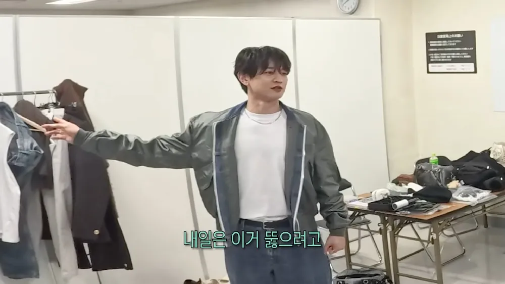 EXO, 燦烈, 世勳, KAI, SHINee, 珉豪, HATS TO HATS, SM娛樂, 前輩, 待機室