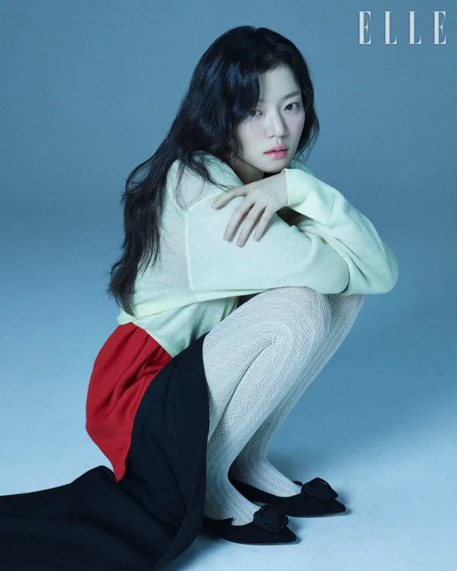 Pavana, Go Ah-sung, Moon Sang-min, Entrevista, Ensaio, ELLE Korea, Filme, Netflix