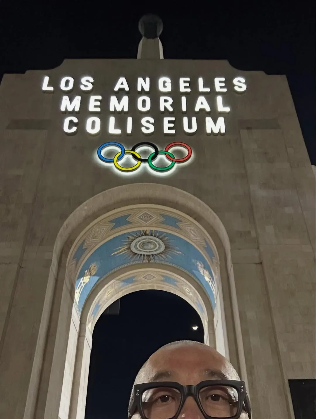 อินสตาแกรม, ฮาจองอู, โกนศีรษะ, ภาพยนตร์, คนธรรมดา, ผลงานเรื่องใหม่, ลอสแอนเจลิส