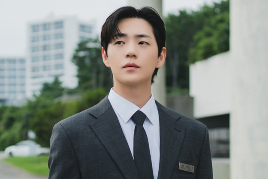 '샤이닝' 신재하, 브라운관+무대 장악…'럭키고시원' 출연