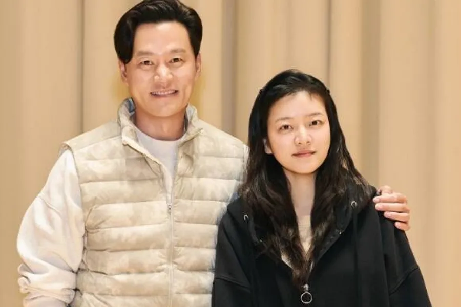 李瑞镇与高雅星携手上演《万尼亚舅舅》——从首次读本起就其乐融融