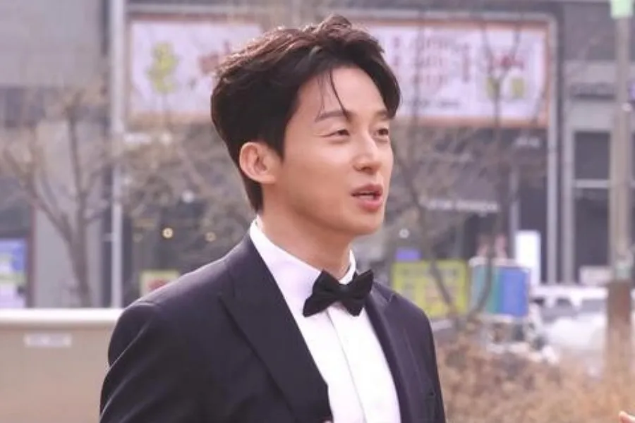 “Virei fixo, né!” Heo Kyung-hwan faz grande reverência na gravação de '놀면 뭐하니?'