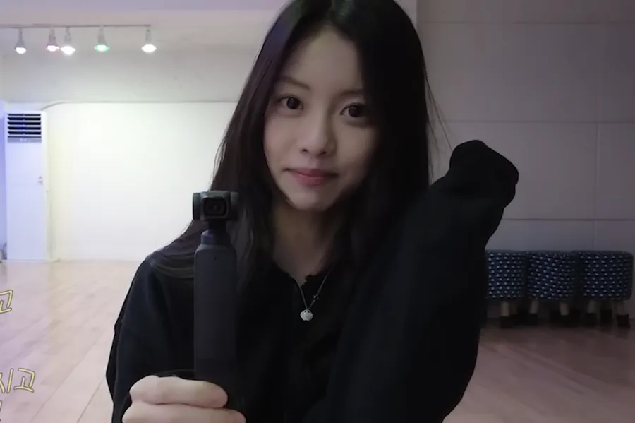 Kim Garam, ex-LE SSERAFIM ligada a alegações de violência escolar, estoura no YouTube