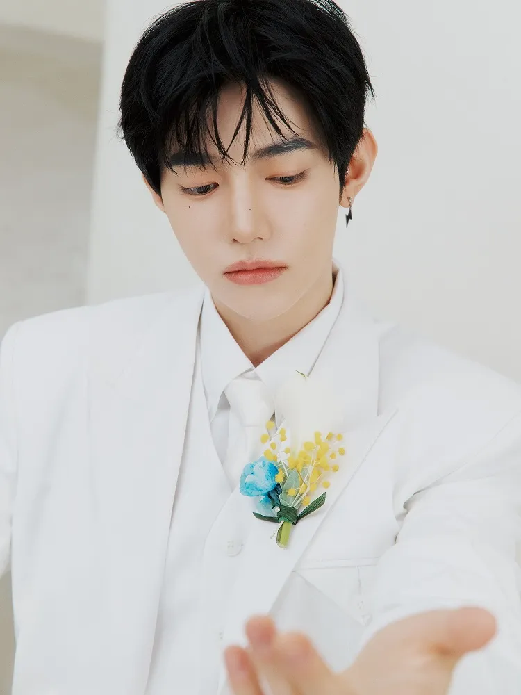 제로베이스원, 장하오, 리키, 김규빈, 앤더블, 보이즈 플래닛, 한유진, YH엔터테인먼트