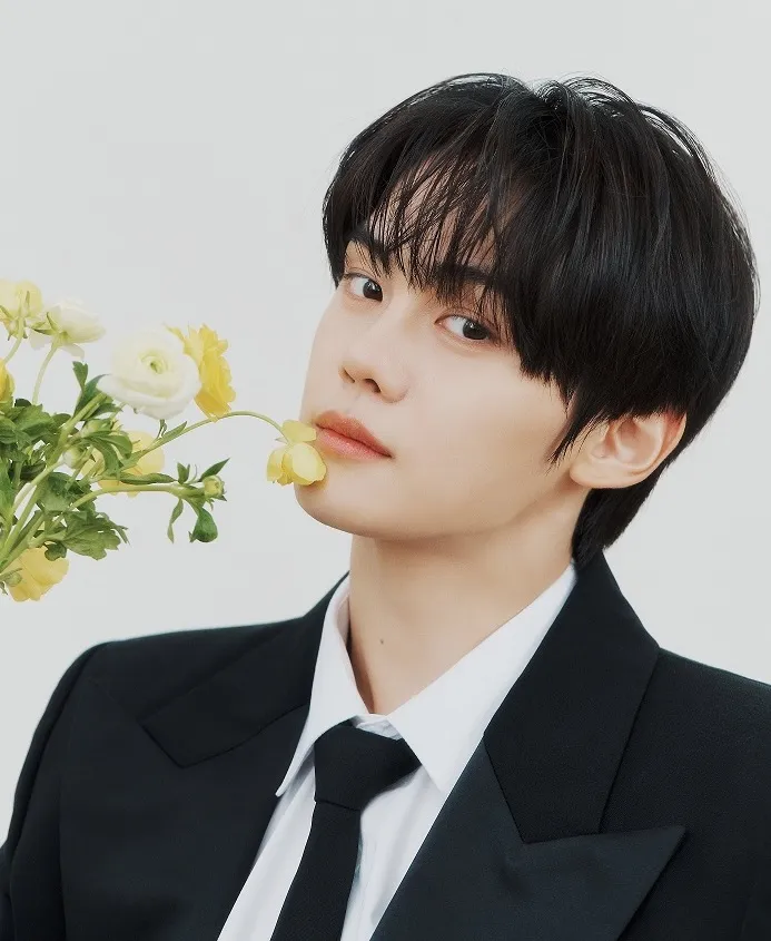 제로베이스원, 장하오, 리키, 김규빈, 앤더블, 보이즈 플래닛, 한유진, YH엔터테인먼트