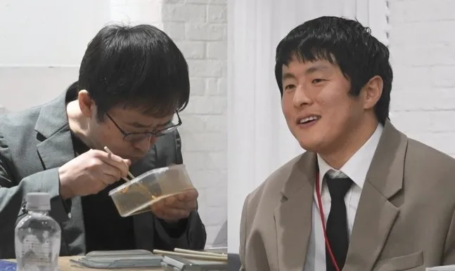 Kian84, Eu Vivo Sozinho, Junji Ito, lágrimas, Shogakukan