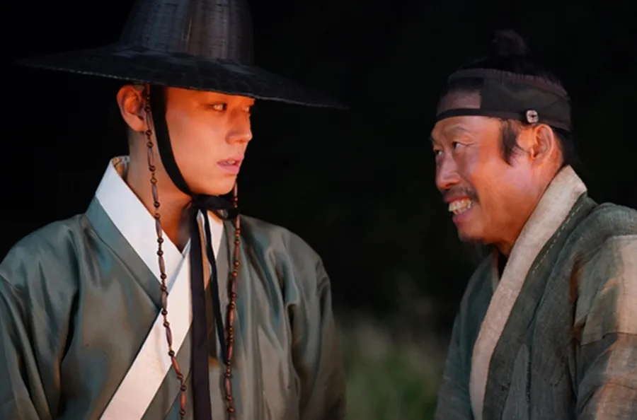 朴志訓×劉海鎮《王與同住的男人》突破1400萬大關…躋身韓國電影歷代第5名