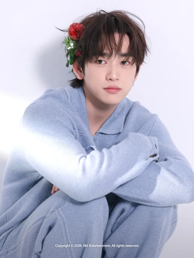 พัคจินยอง, โฟโต้ชูต, Shining, ซีรีส์, คัมแบ็ก, JTBC, ซีรีส์วันศุกร์