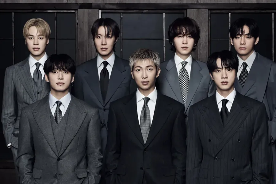 '컴백쇼 성공' 방탄소년단, 광화문 달궜다…아미 환호 속 귀환