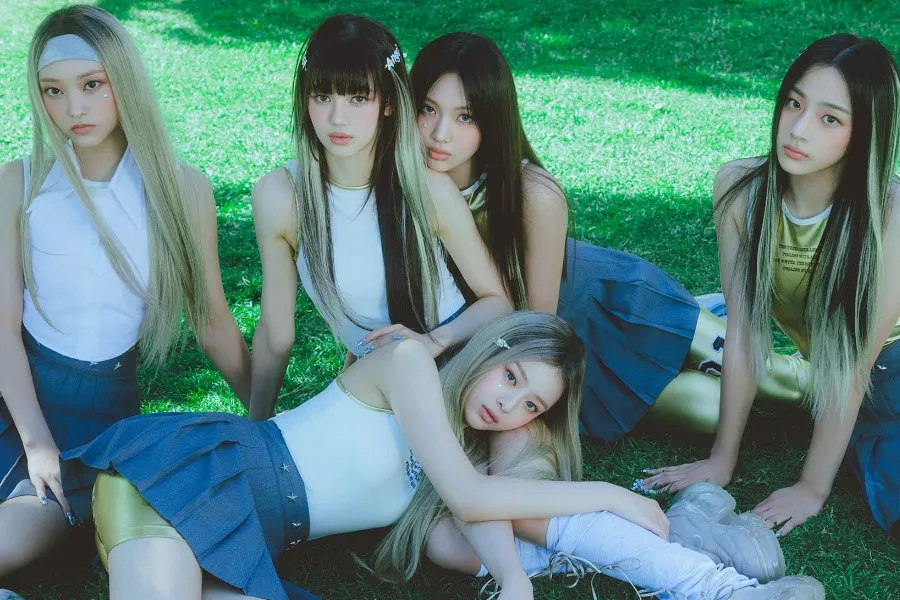 NewJeans: Danielle rời nhóm → membership “Bunnies” được gia hạn thêm 1 năm… Bao giờ tái hoạt động?