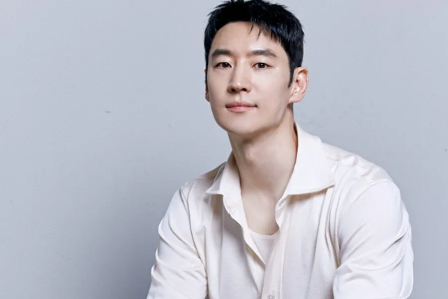 Lee Je Hoon Donates 100 Million Won to Seoul Asan Medical Center, Continuing His Good Influence