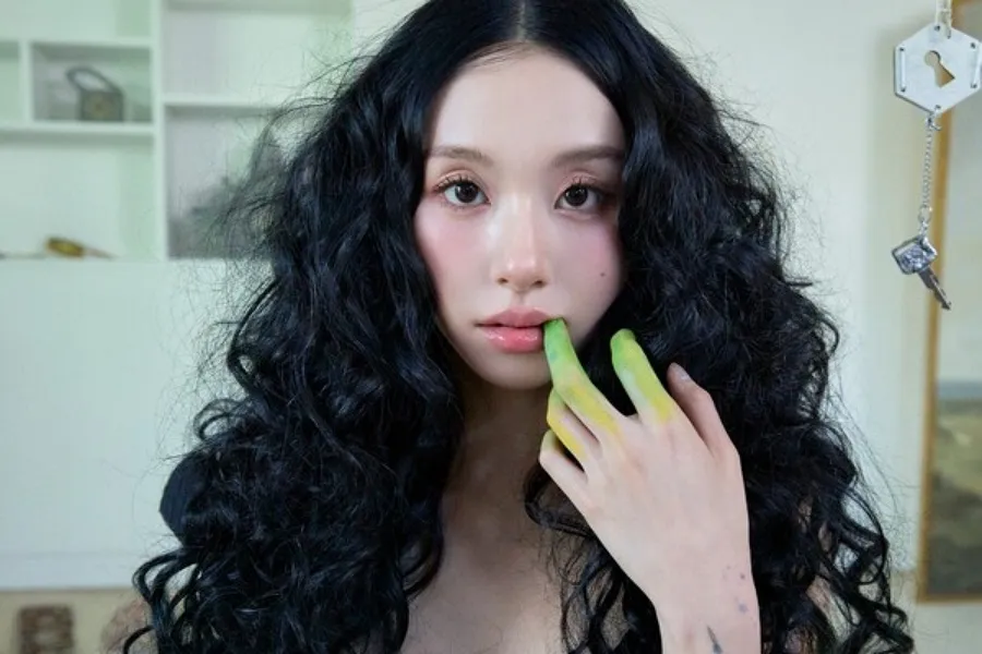 Chaeyoung alami masalah punggung, Dahyun patah tulang… TWICE siaga akibat cedera beruntun para member