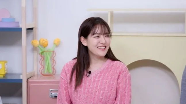 Park Eun‑young, Kim Si‑hyeon, Black & White Chef, 옥탑방의 문제아들, kết hôn, quảng cáo, nhảy