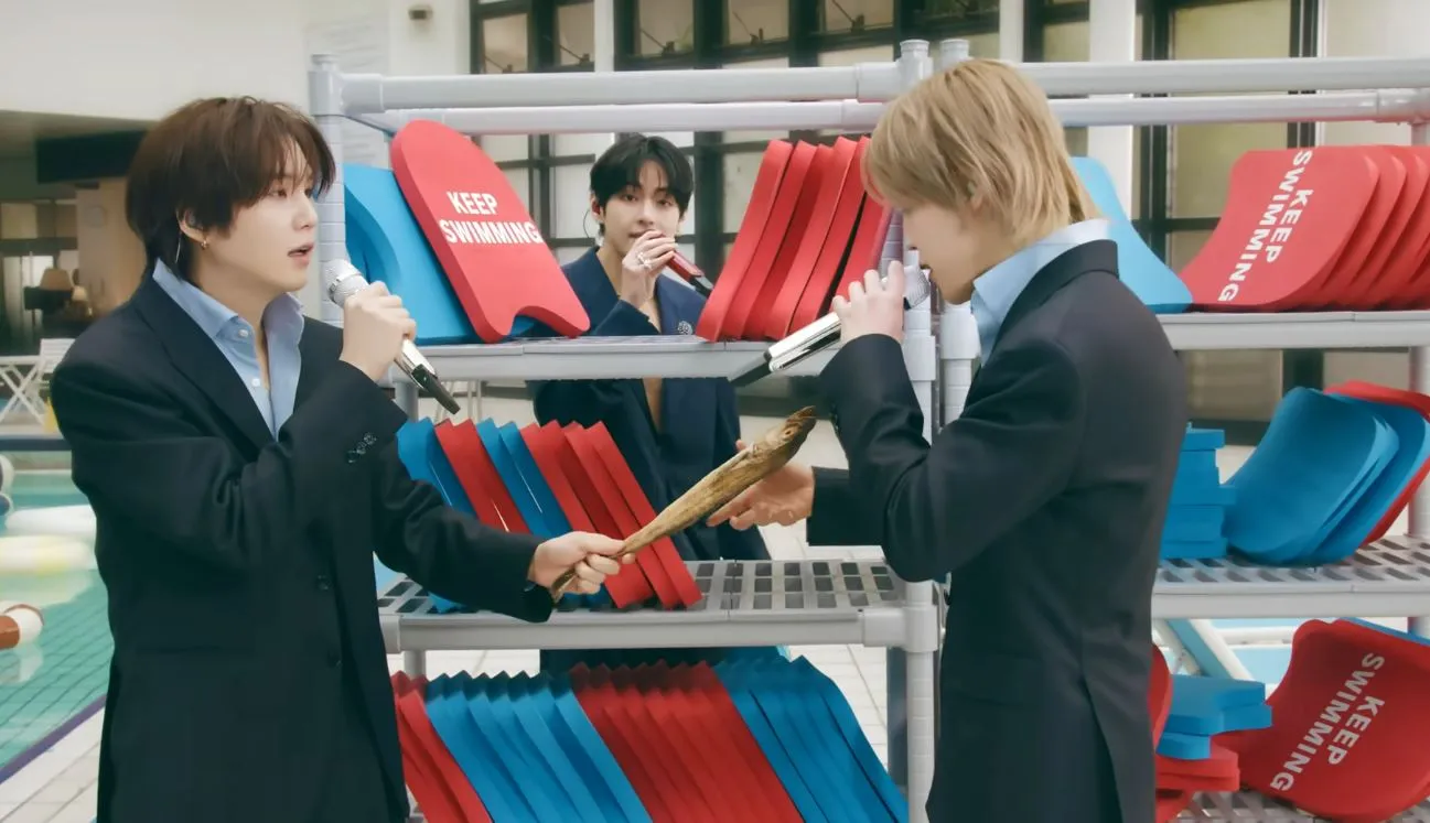 BTS, Poolside live clip, BTS, SWIM