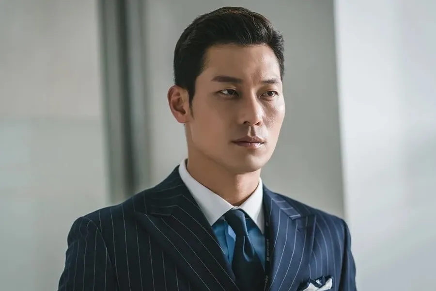 'Penggila bisbol' Jung Sung Il digantikan Park Hoon? Rumor keterlibatan di 'Full Count'