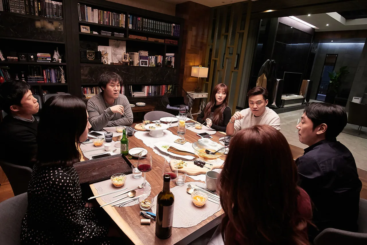 เอพริลฟูลส์เดย์, คำโกหก, Intimate Strangers, Parasite ชนชั้นปรสิต, Honest Candidate