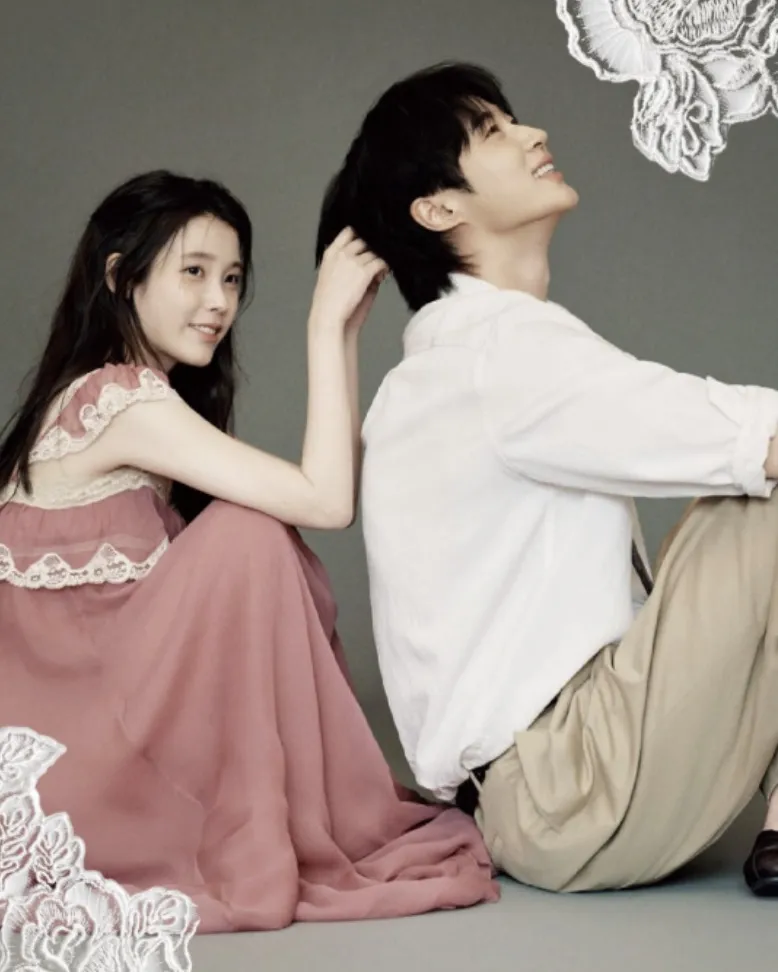 これ、実話なのか…アイユー×ピョン・ウソクの「招待状」ビジュアルが公開