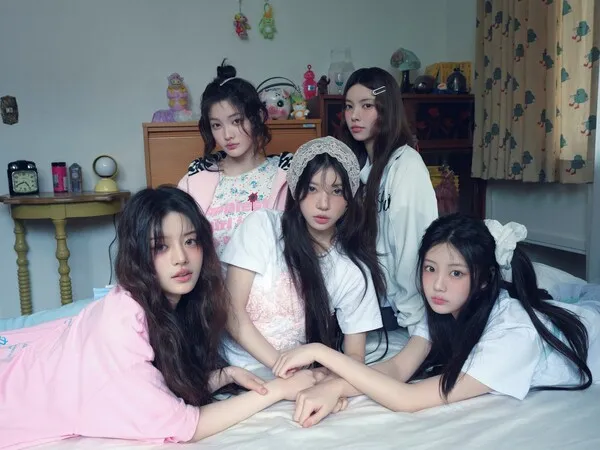 มินิอัลบั้ม, กัวซา, เมอร์ชเวอร์ชัน, กู๊ดส์, มามิลาปินาทาไพ, ไอลิท