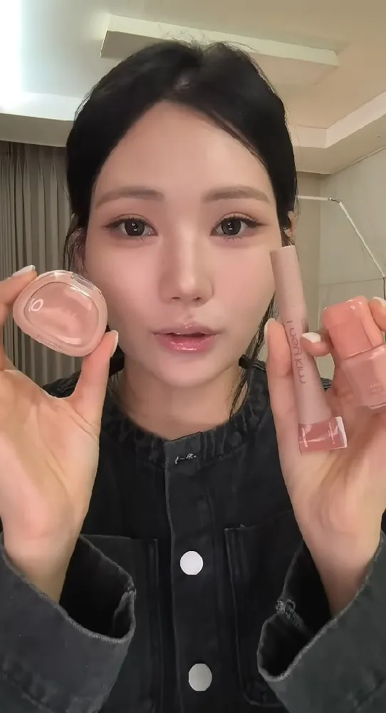 Perona pipi, Highlighter, BBIA, Too Cool, Sway Lip Velvet, K-Makeup, K-Beauty, Chalteok Blush, Bonnie Chalteok, Dior Highlighter, Muted Autumn, Galmu