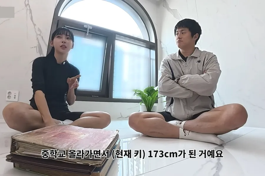 '육상 카리나' 김민지 "중학생 때 173cm…이후 시력 나빠져"