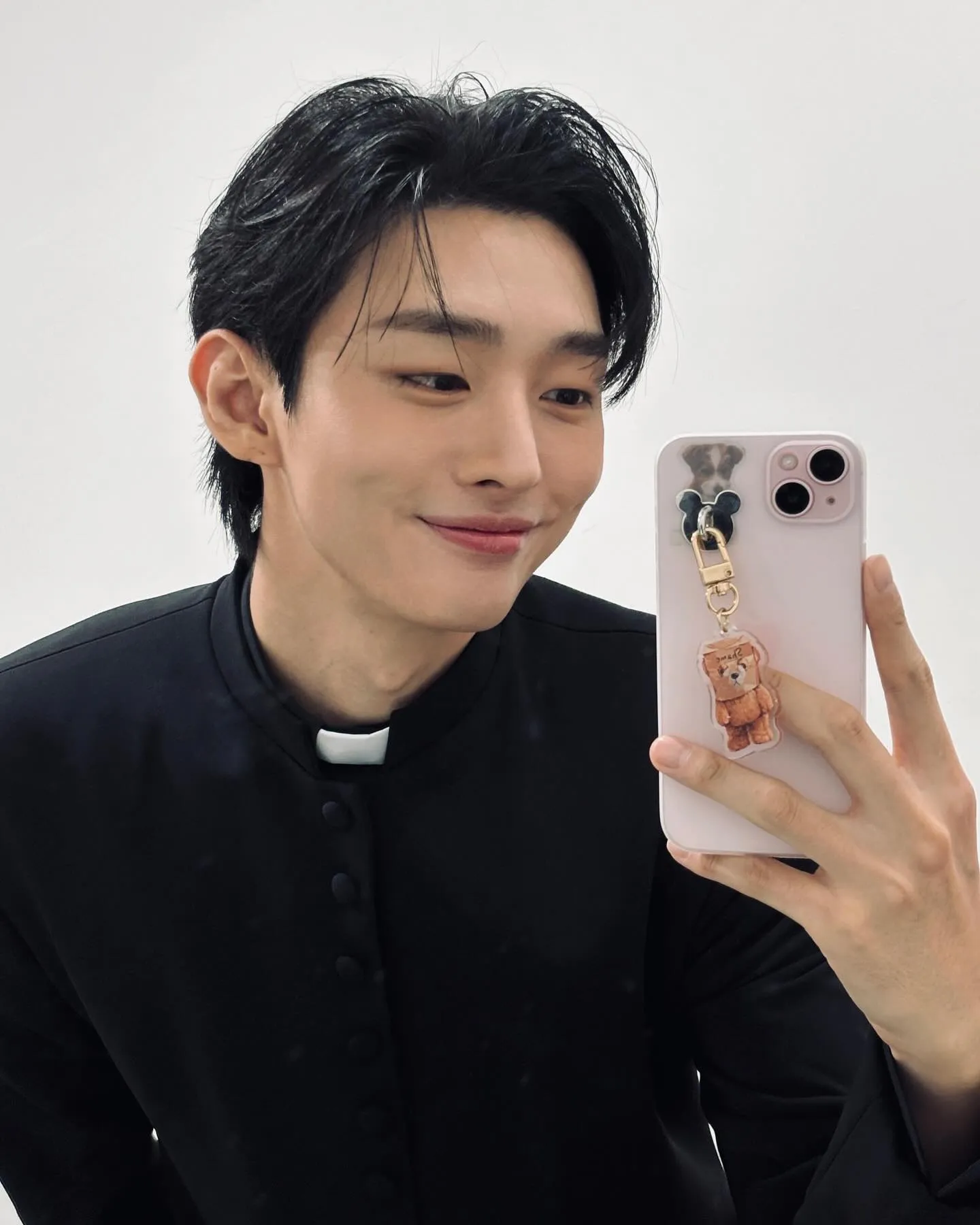 วอนนาวัน, ยุน จีซอง, Wanna One Go, Back to Base, หน้าเด็ก, ภาพลักษณ์